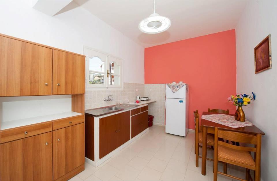 Chryssa Studios Argassi Habitación foto